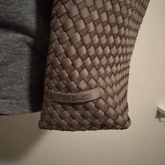 Naghedi Nomad Olea - Picture 3 of 7